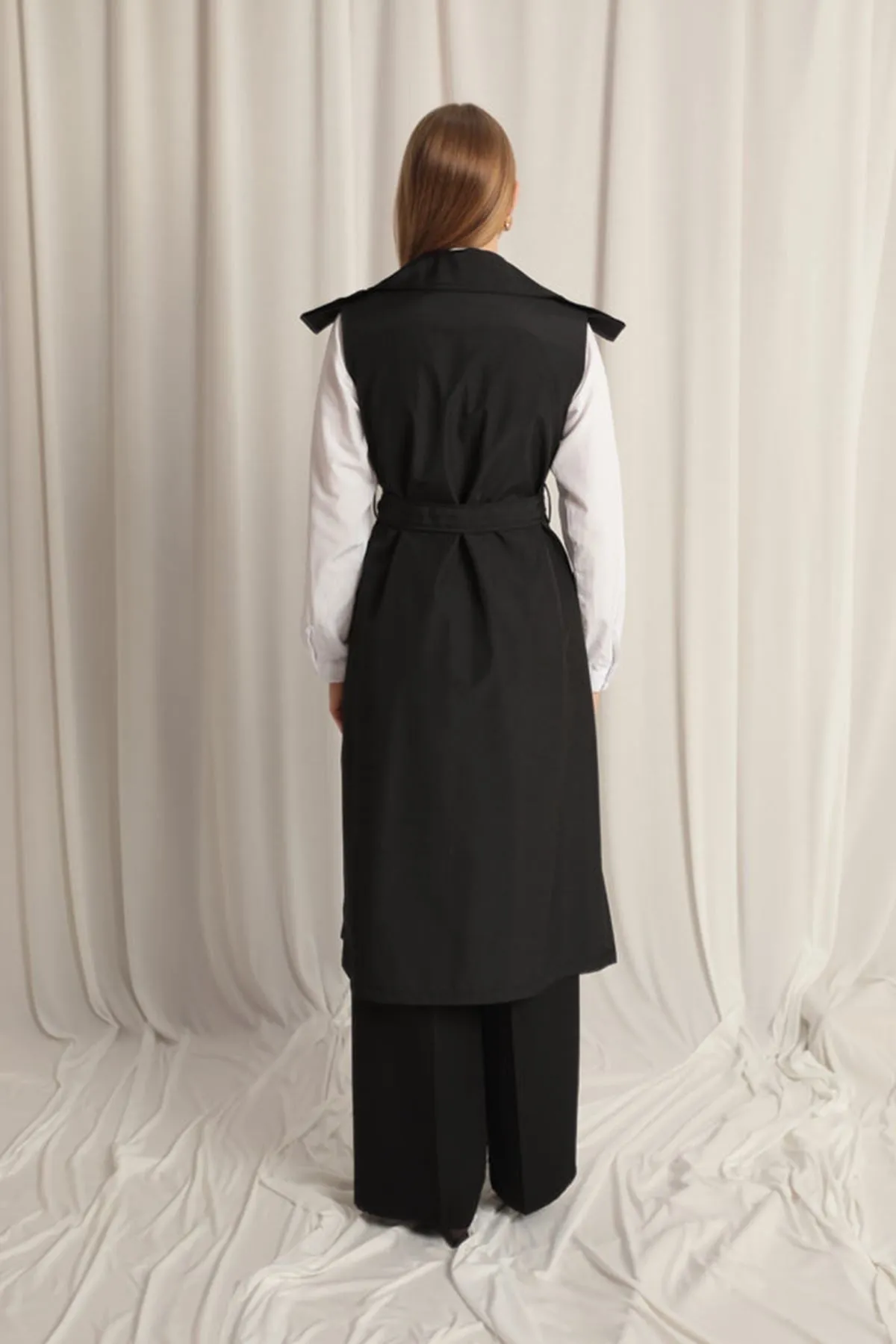Bondig Fabric Chain Detail Women's Black Vest