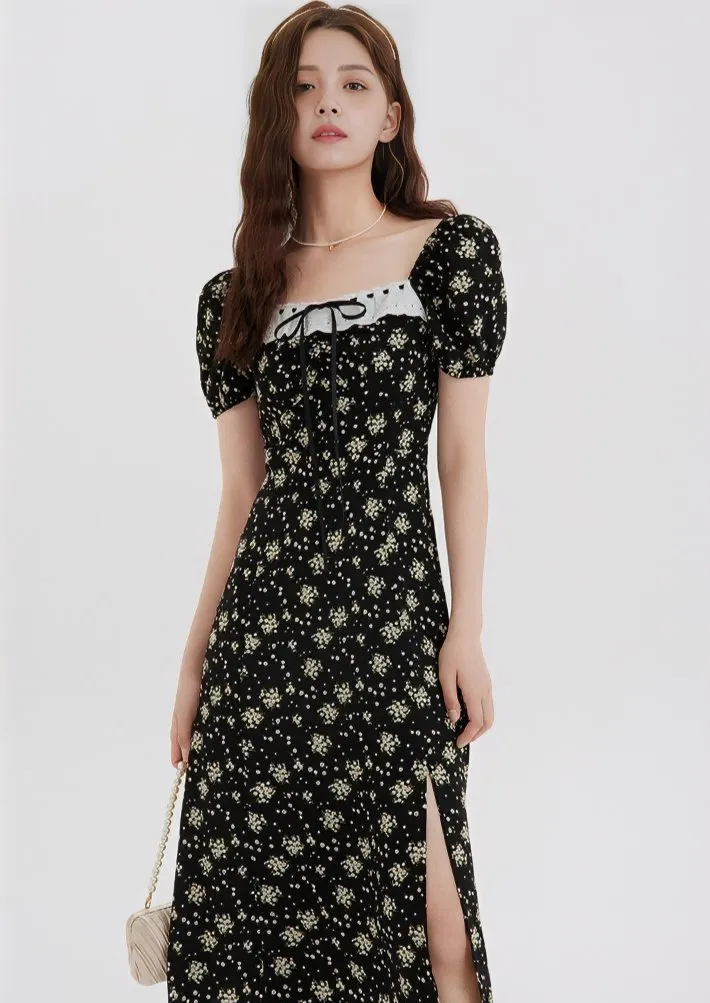 FIGURE-SHOWING FLORAL DRESS