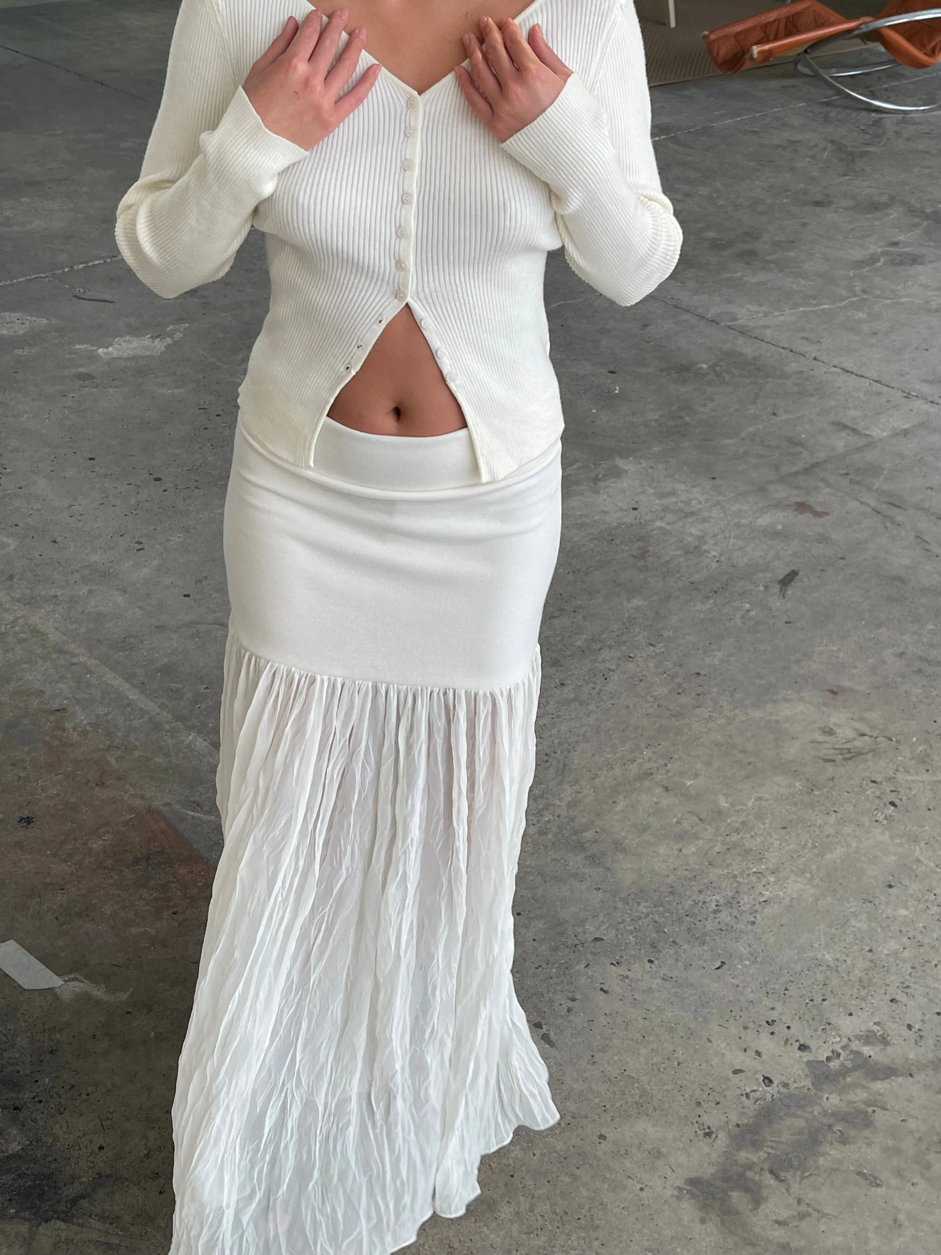 Long Crinkled Skirt Ivory