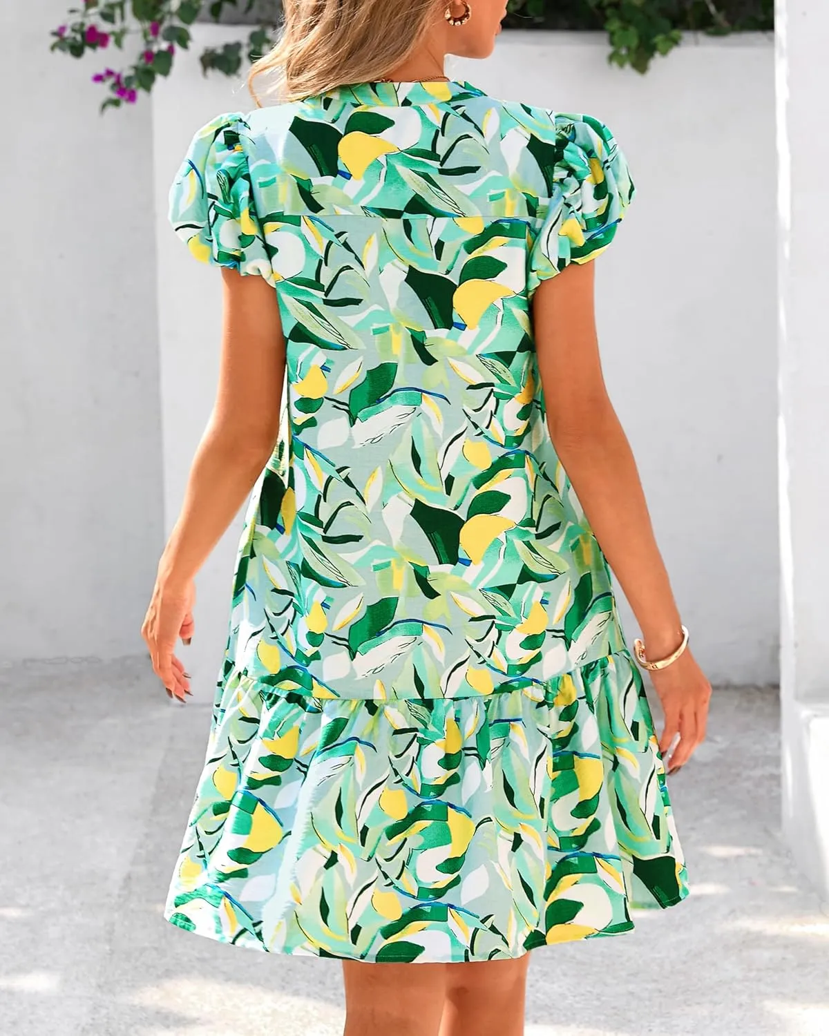 Melliflo Womens Summer Casual Mini Dresses V Neck Tiered Floral Print Boho Mini Babydoll Dress 2025 Beach Vacation Sundress