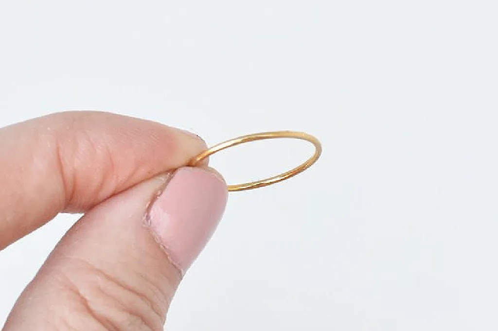Plain Minimalist Ring